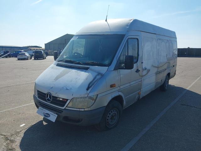 2005 MERCEDES BENZ SPRINTER 3 for sale at Copart NEWBURY