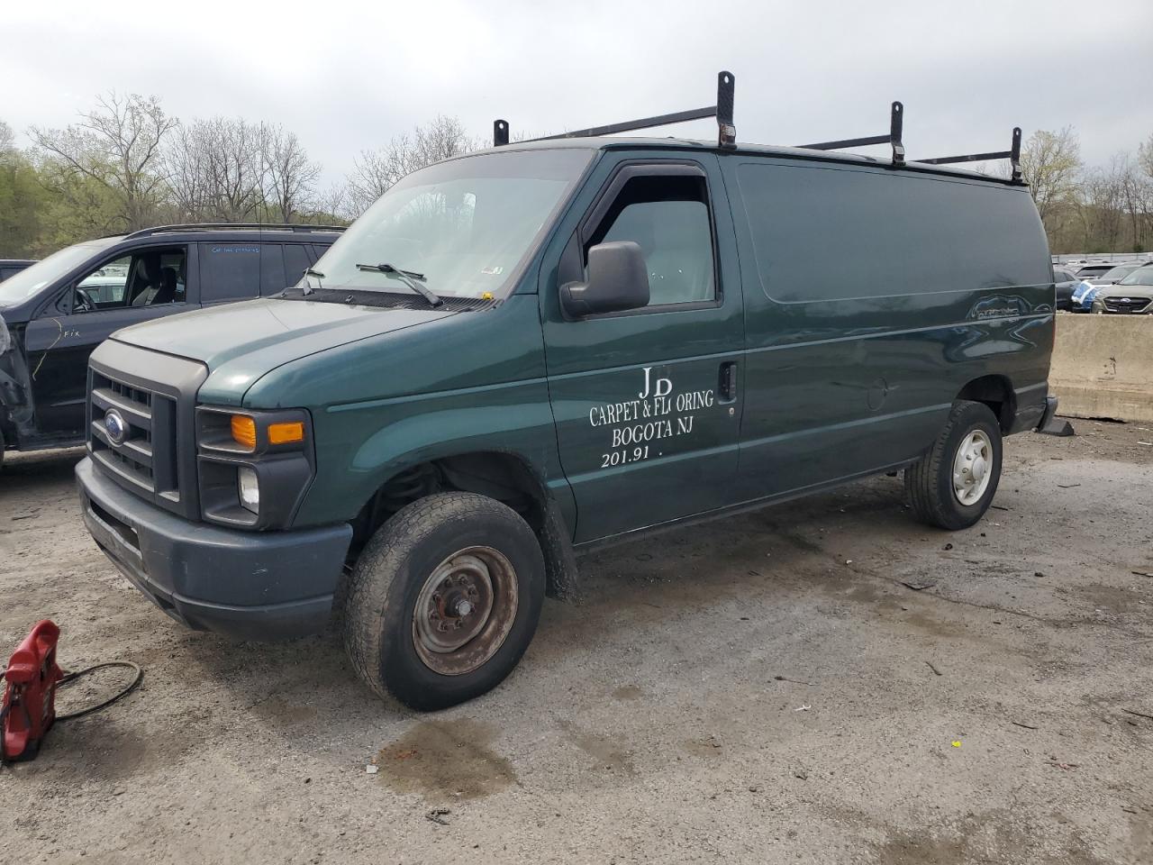 2009 Ford Econoline E250 Van იყიდება Marlboro-ში, NY - All Over
