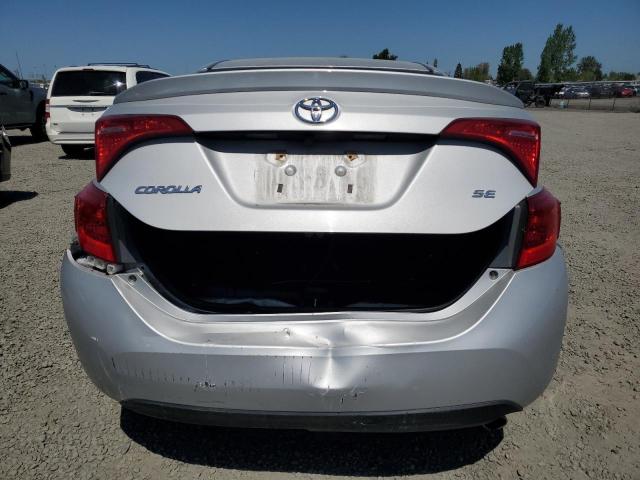  TOYOTA COROLLA 2018 Серебристый