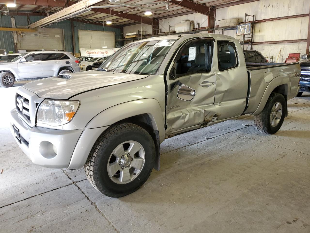 2008 Toyota Tacoma Prerunner Access Cab for Sale in Eldridge, IA - Side