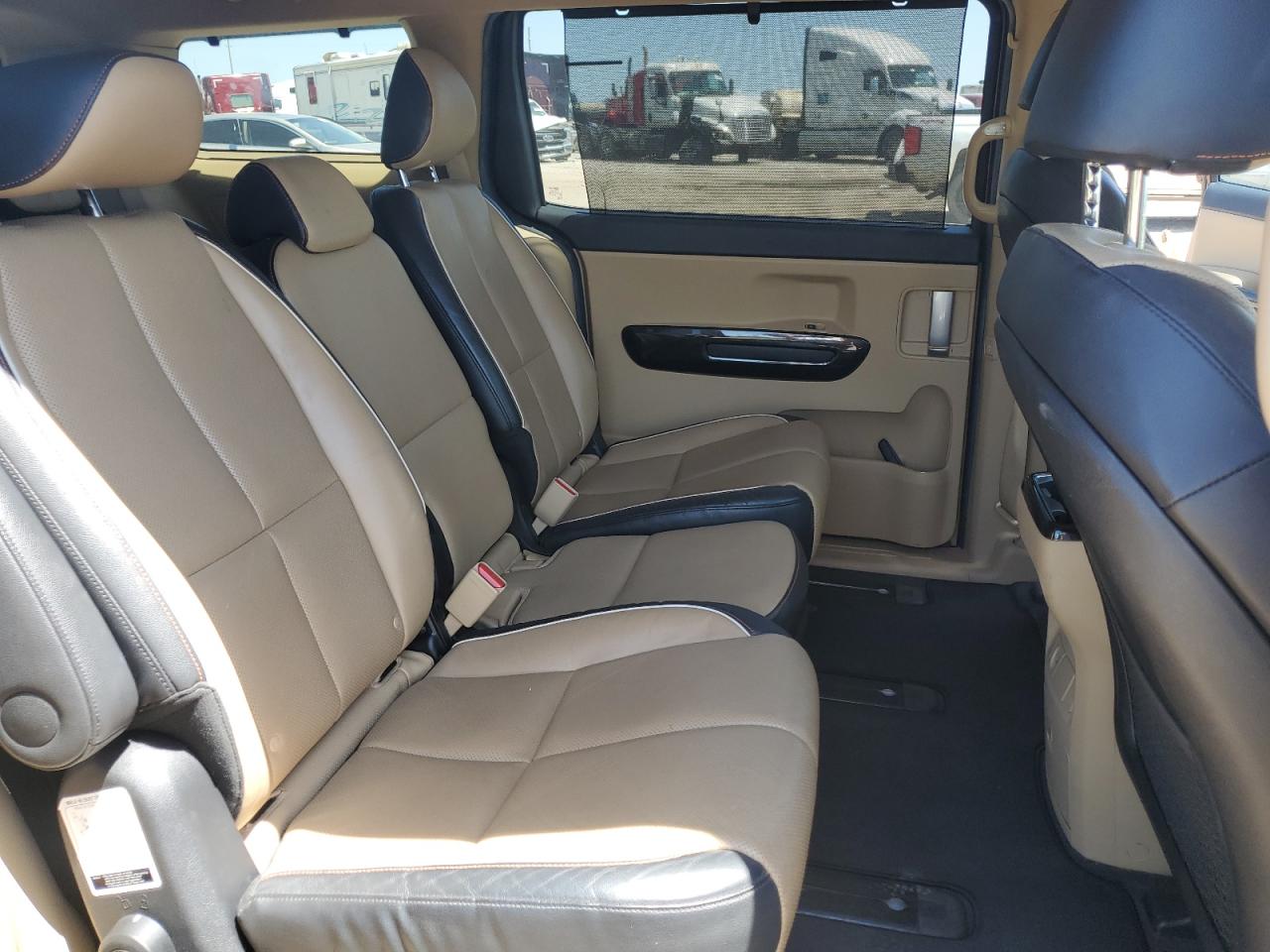 2017 Kia Sedona Ex VIN: KNDMC5C14H6259352 Lot: 52179055