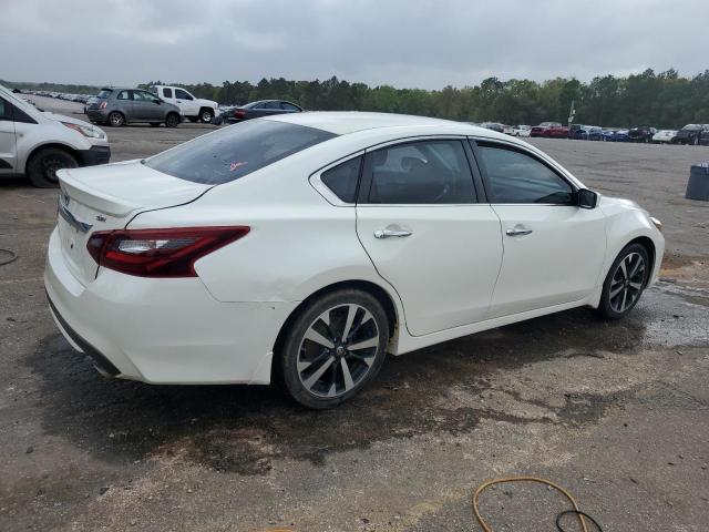 NISSAN ALTIMA 2018 White