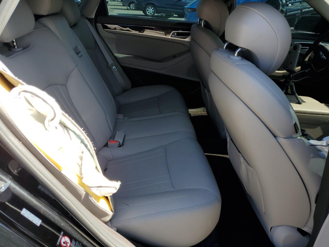 2017 Genesis G80 Base VIN: KMHGN4JE3HU172119 Lot: 51958575