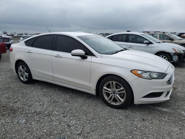  FORD FUSION 2018 Белы