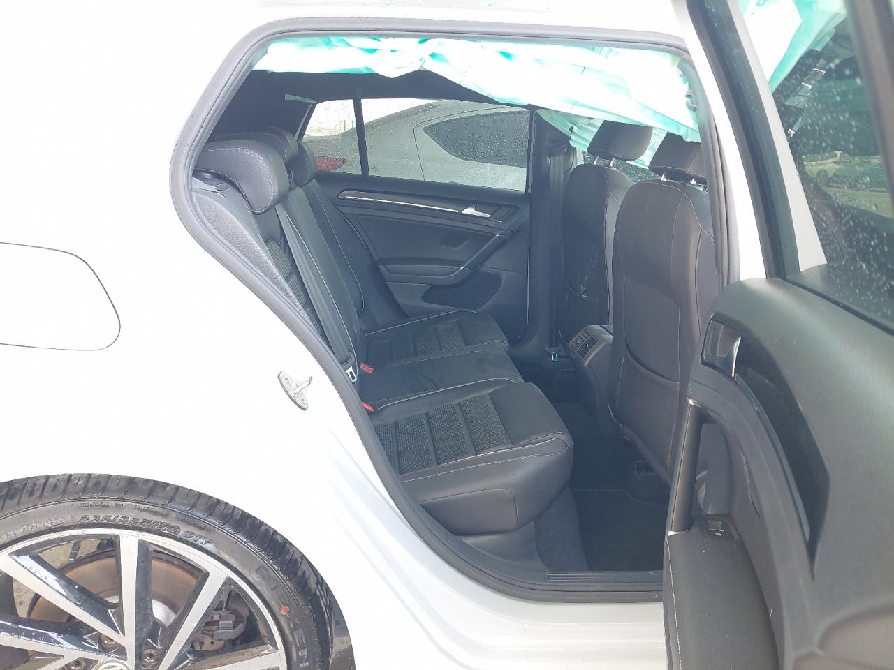 WVWGP2AU8JW106315 - 2018 Volkswagen GOLF - #undefined