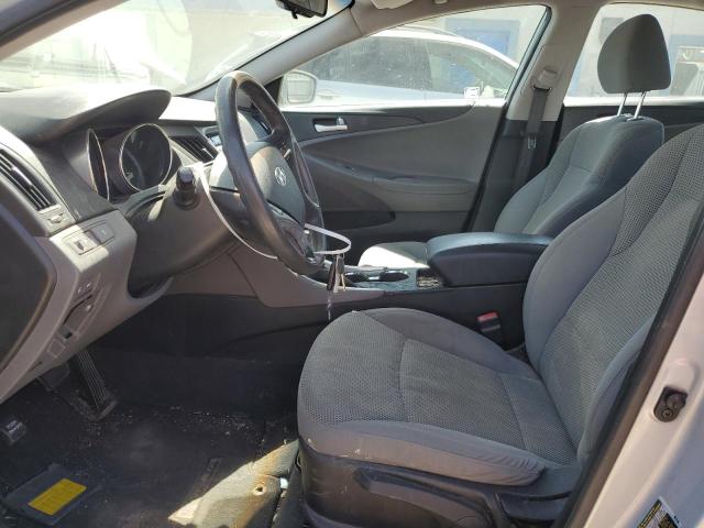  HYUNDAI SONATA 2013 Серебристый