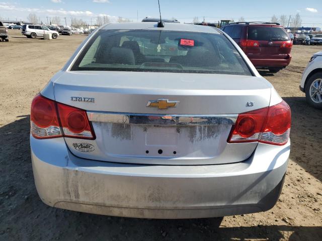 Sedans CHEVROLET CRUZE 2016 Srebrny