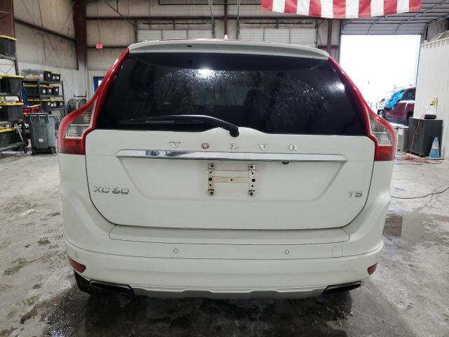  VOLVO XC60 2015 Белый