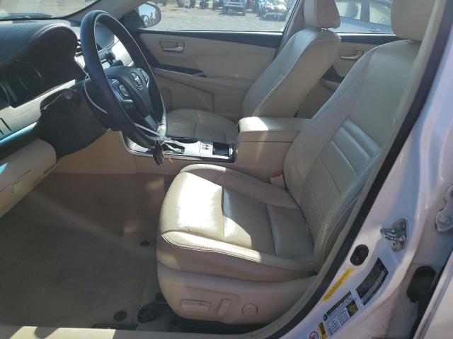 Sedans TOYOTA CAMRY 2017 Biały