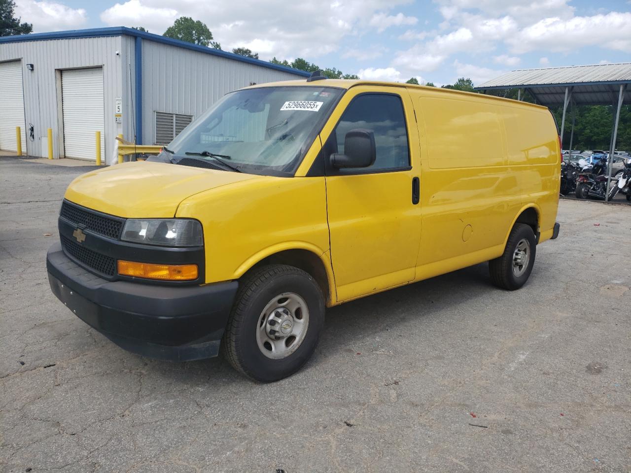 2021 Chevrolet Express G2500 for Sale in Austell, GA - Minor Dent/Scratches