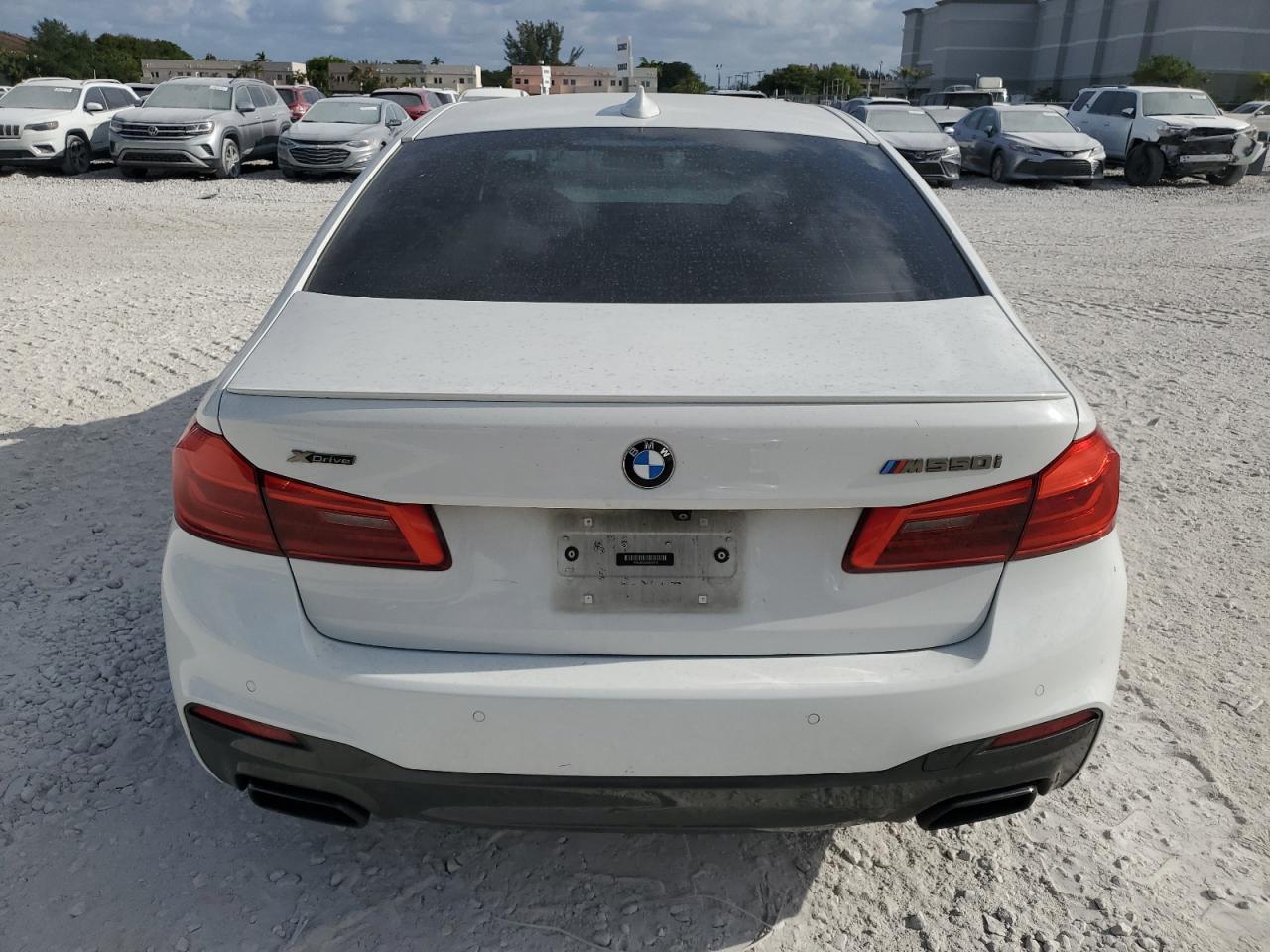 2019 BMW M550Xi VIN: WBAJB9C56KB288170 Lot: 54415635