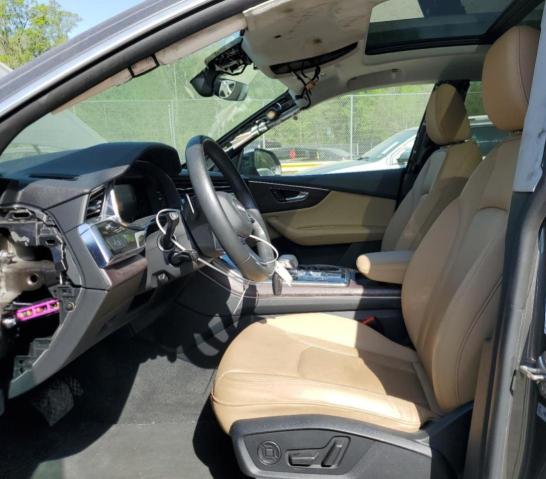  AUDI Q8 2019 Szary