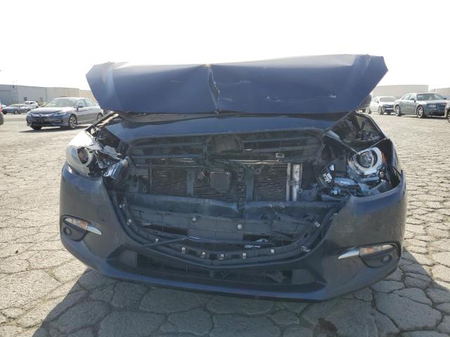  MAZDA 3 2017 Blue