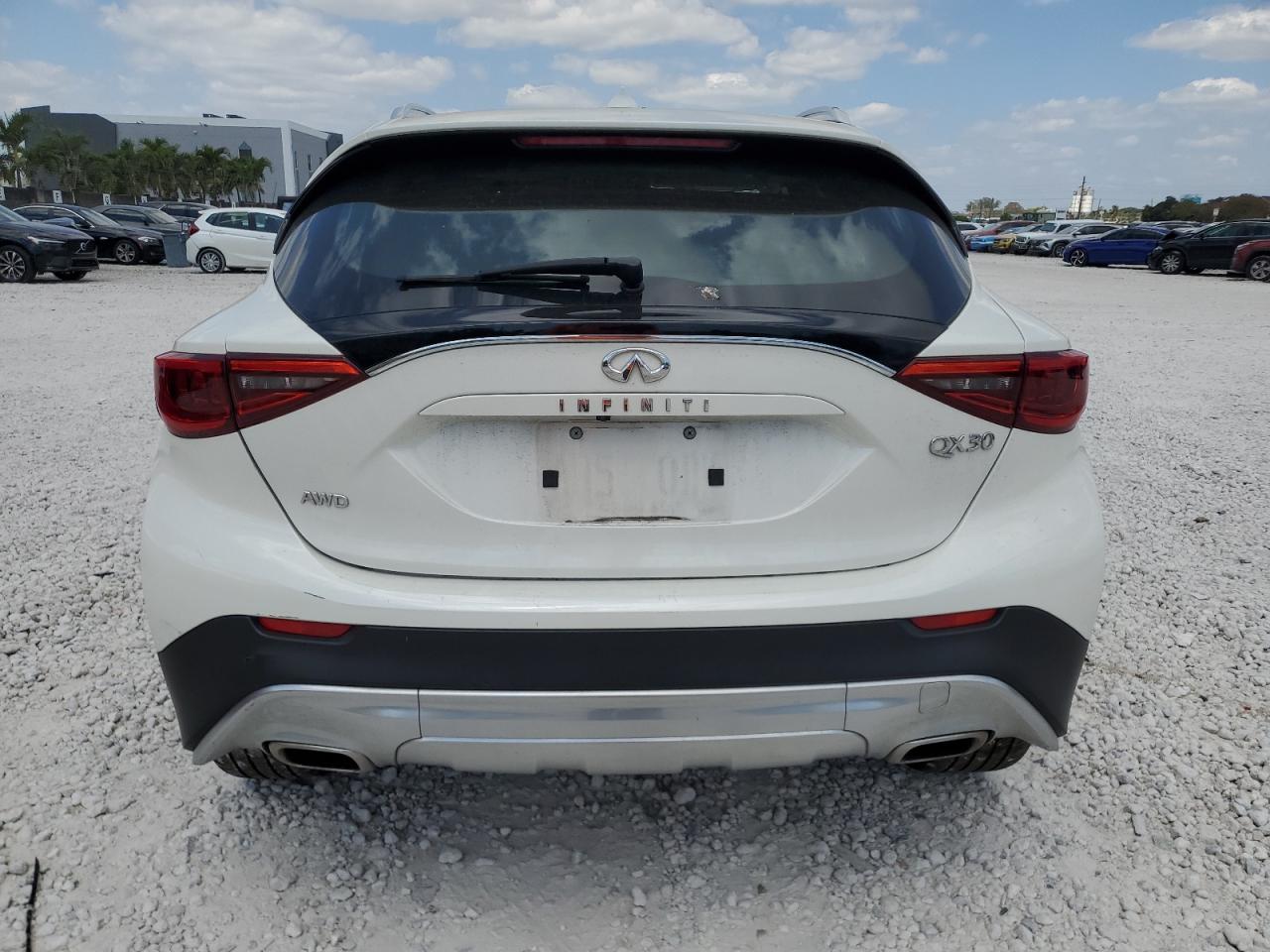 2019 Infiniti Qx30 Luxe VIN: SJKCH5CR7KA009141 Lot: 53540655