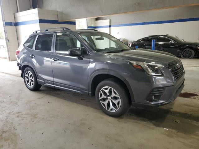  SUBARU FORESTER 2023 Серый