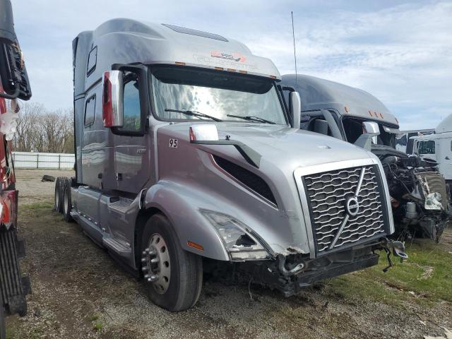 2019 Volvo Vnl Semi Truck
