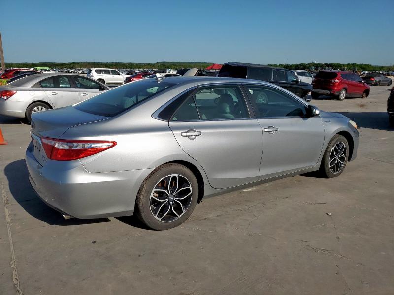Седаны TOYOTA CAMRY 2016 Серебристый