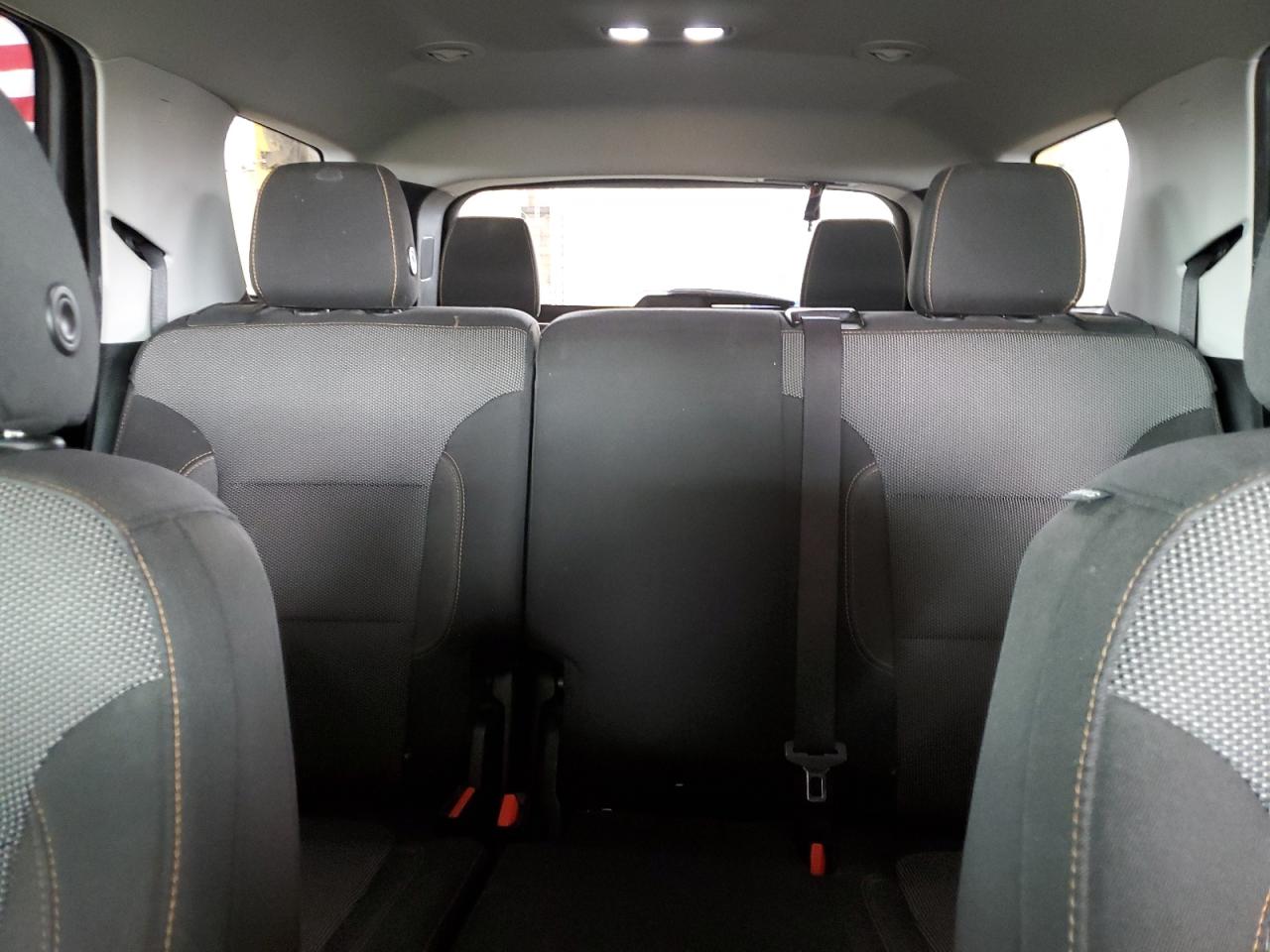 1GNERFKW0JJ257274 2018 Chevrolet Traverse Ls