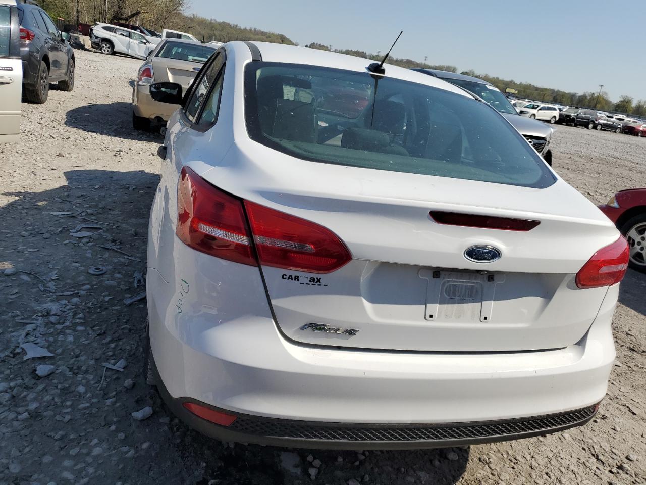 1FADP3E22JL242870 FORD FOCUS 2018