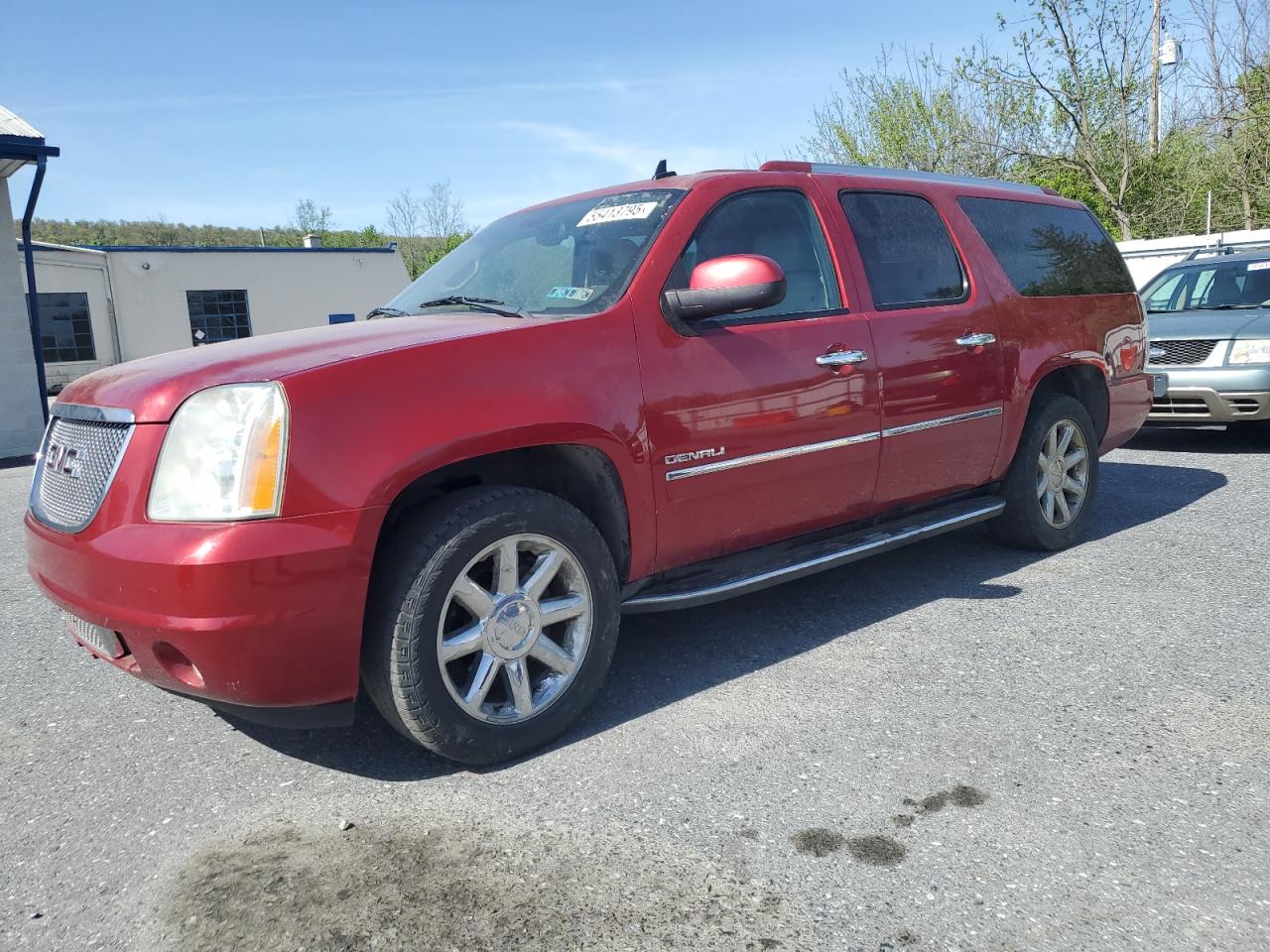 2012 Gmc Yukon Xl Denali for Sale in Grantville, PA - Minor Dent/Scratches