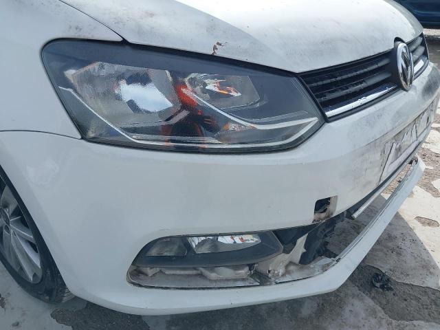 2014 VOLKSWAGEN POLO SE