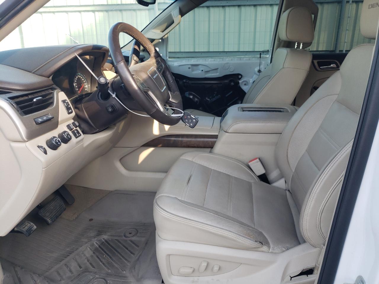 1gks2ckj8jr345577 1GKS2CKJ8JR345577 2018 GMC Yukon Denali