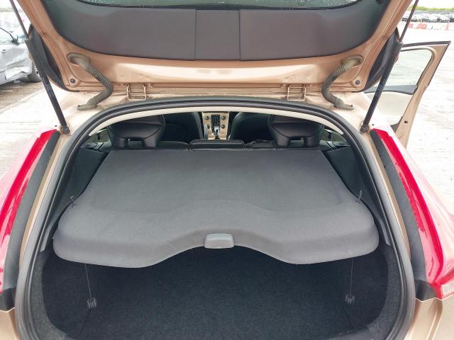 2014 VOLVO V40 CROSS