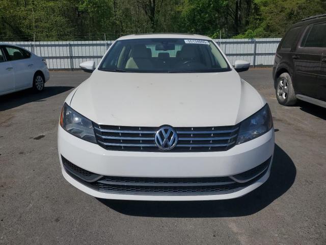 Sedans VOLKSWAGEN PASSAT 2013 Biały