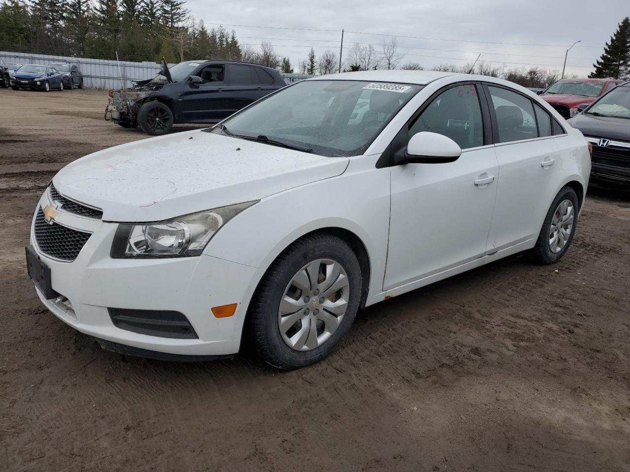 Bowmanville, ON에서 판매 중인 2013 Chevrolet Cruze Lt - Rear End