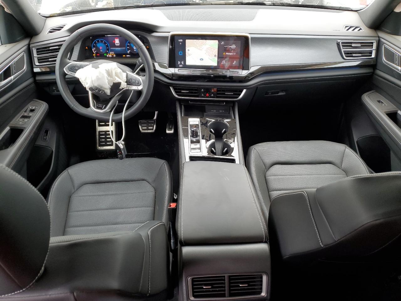 1V2AE2CA5RC241990 2024 Volkswagen Atlas Cross Sport Sel R-Line