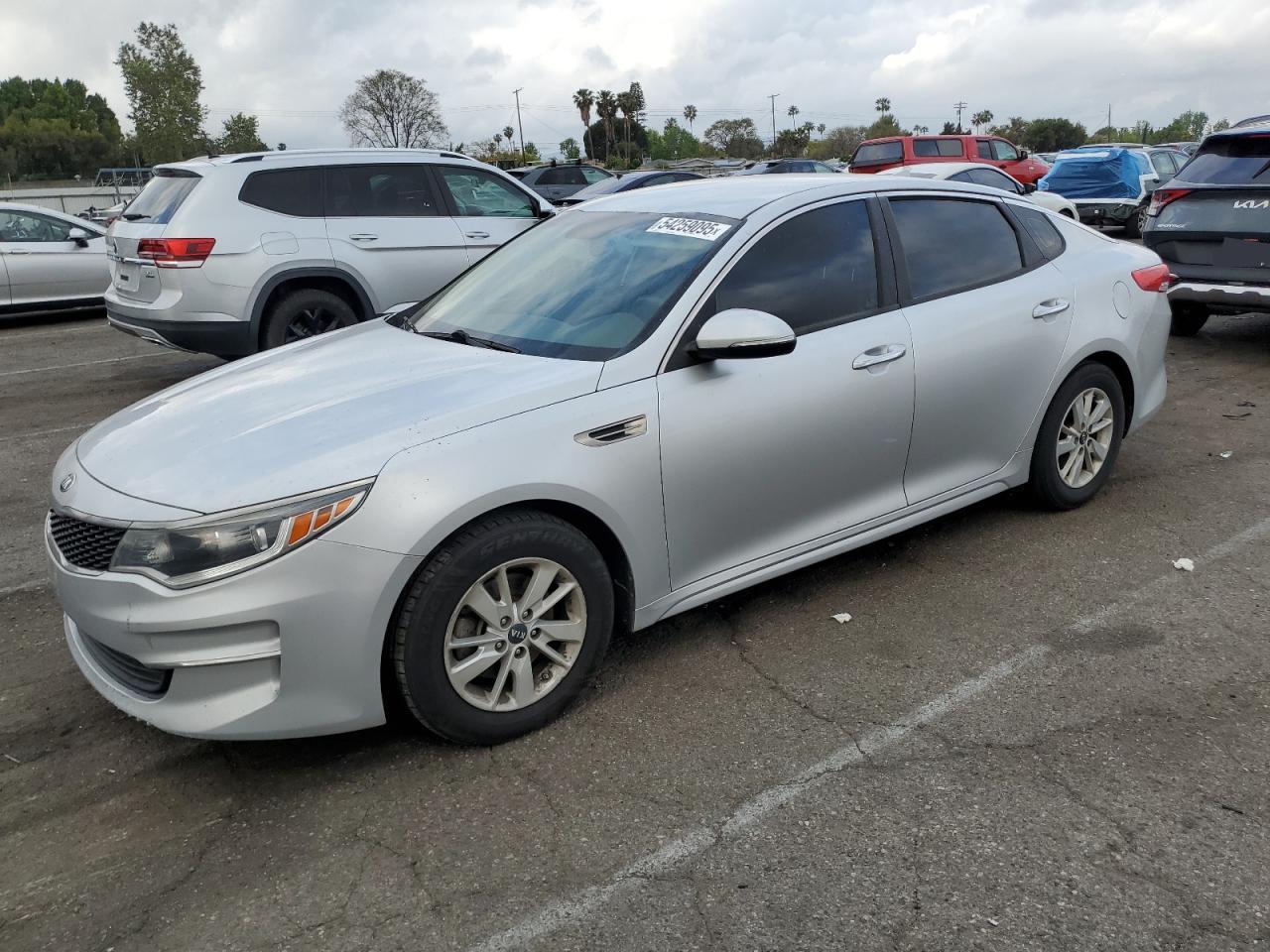2017 Kia Optima Lx zu verkaufen in Van Nuys, CA - Mechanical