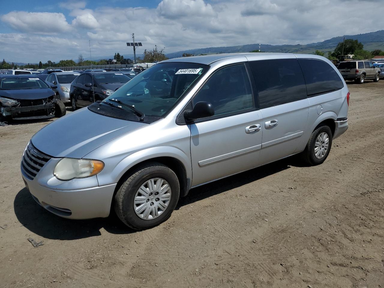 2007 Chrysler Town & Country Lx for Sale in San Martin, CA - Rear End