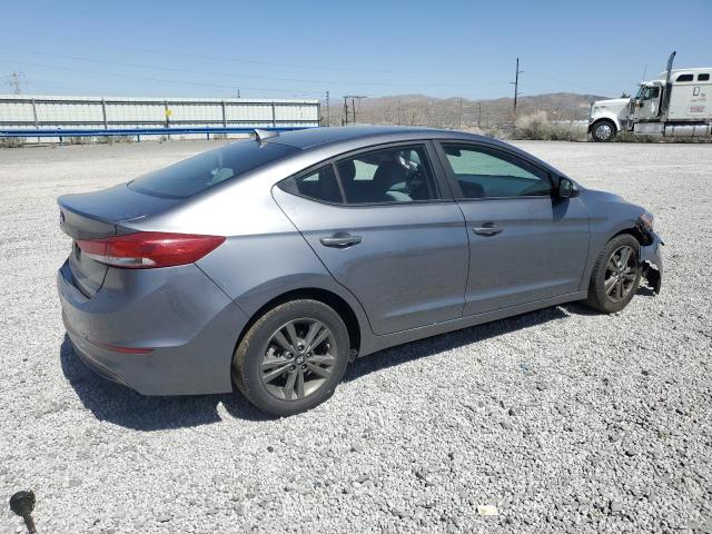  HYUNDAI ELANTRA 2018 Серый