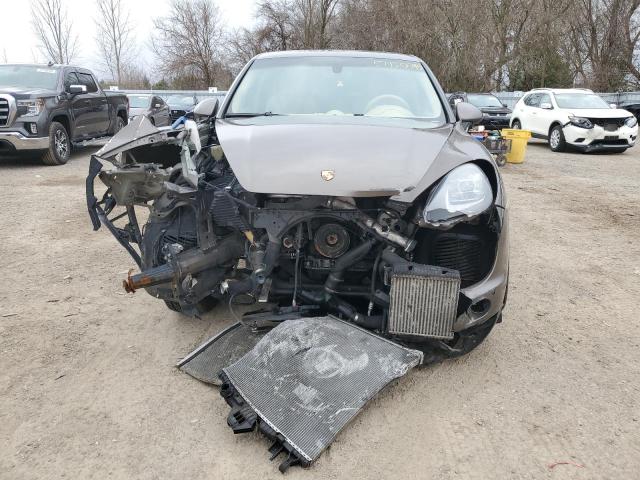 2013 PORSCHE CAYENNE   