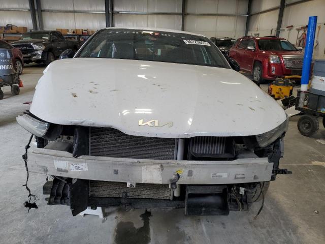  KIA K5 2022 Белый