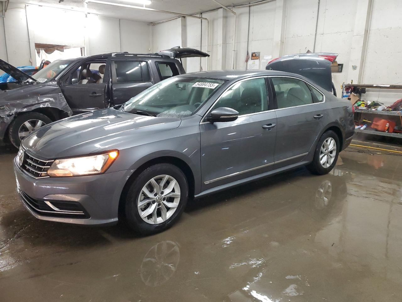 Madisonville, TN에서 판매 중인 2017 Volkswagen Passat S - Rear End