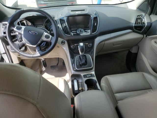 Паркетники FORD ESCAPE 2013 Белы