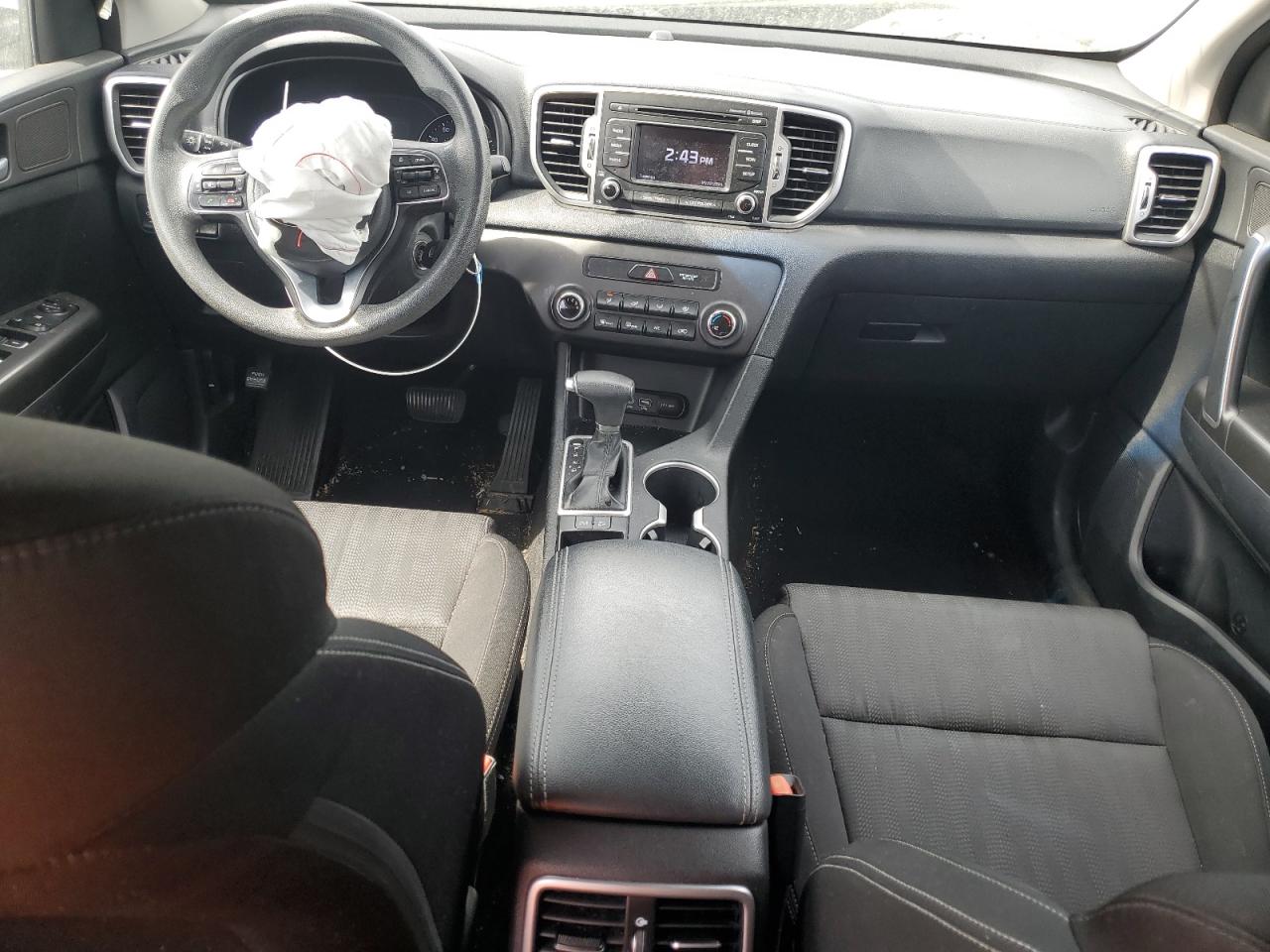 KNDPM3AC8H7122850 2017 Kia Sportage Lx