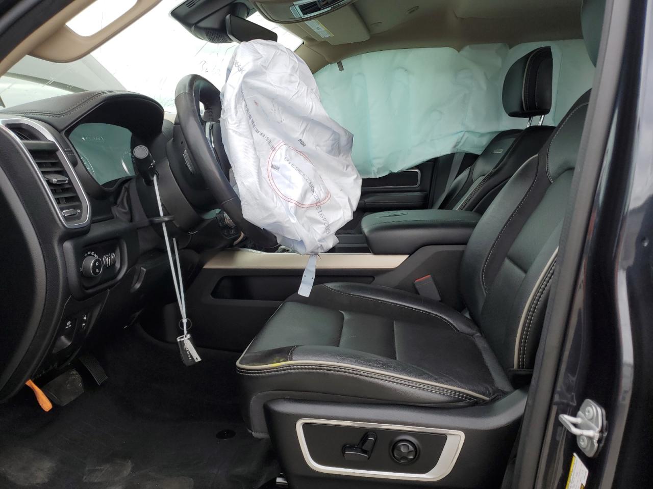 2020 Ram 1500 Laramie VIN: 1C6SRFRT4LN352298 Lot: 53393235