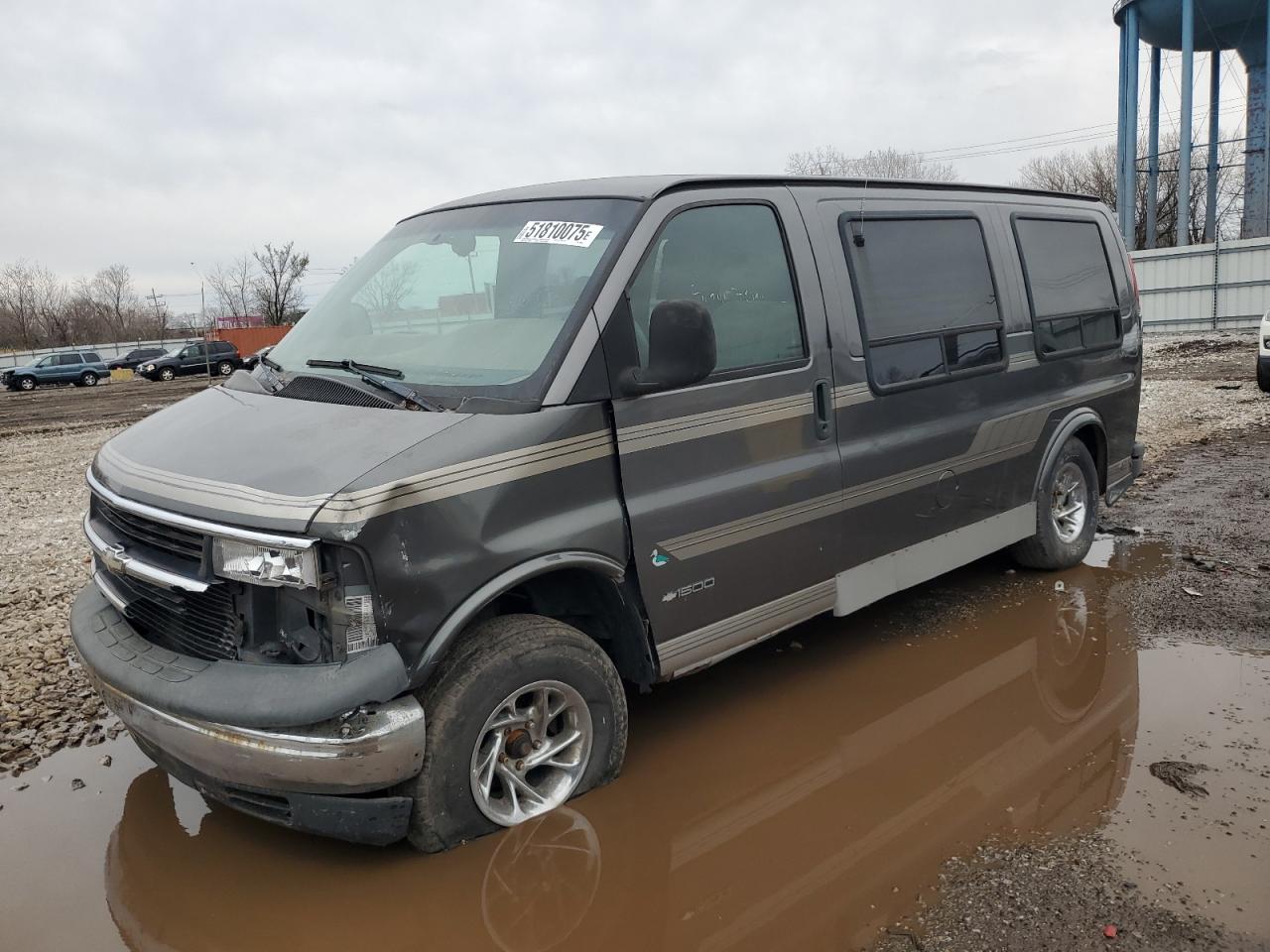 1999 Chevrolet Express G1500 zu verkaufen in Chicago Heights, IL - All Over