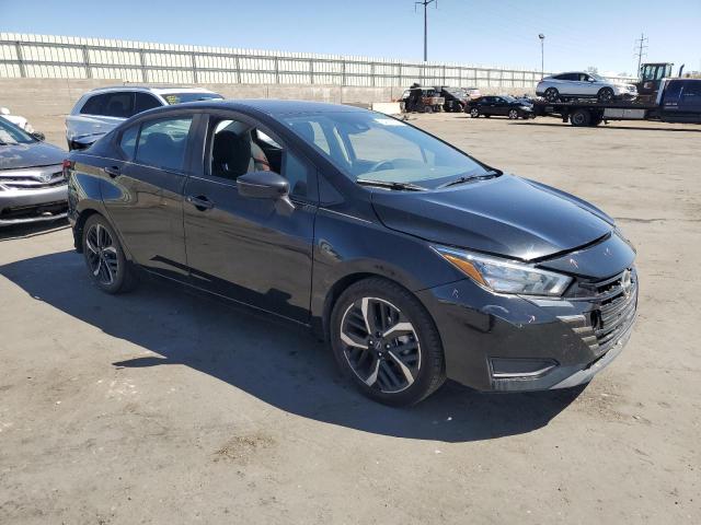  NISSAN VERSA 2023 Czarny