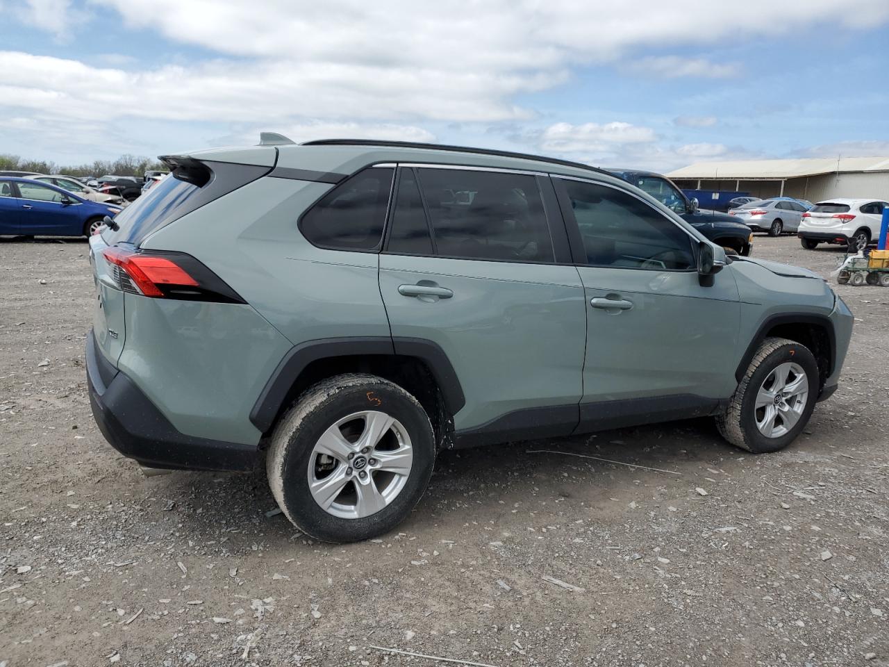 2T3W1RFV1KW051326 TOYOTA RAV4 2019