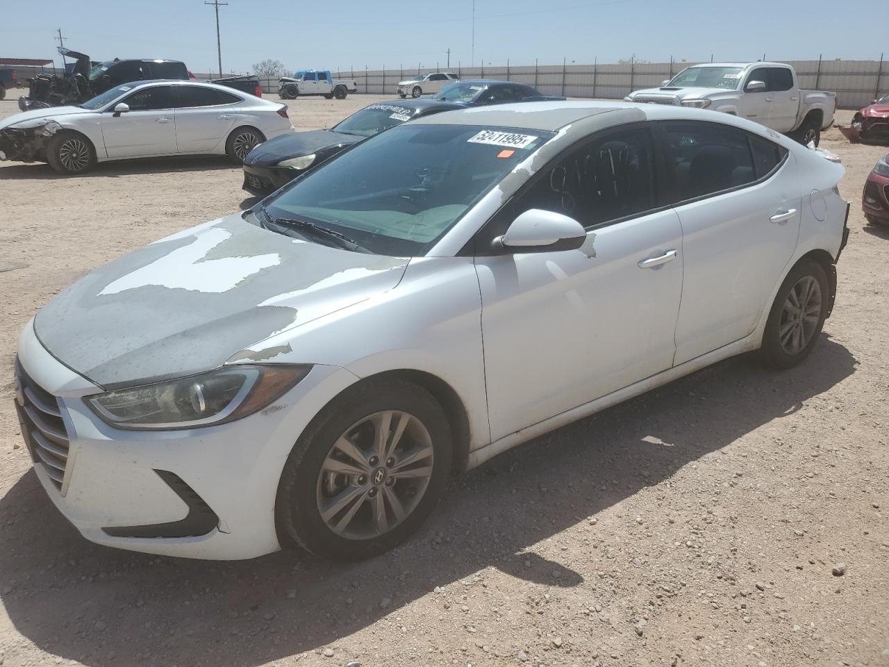 2017 Hyundai Elantra Se na sprzedaż w Andrews, TX - Front End