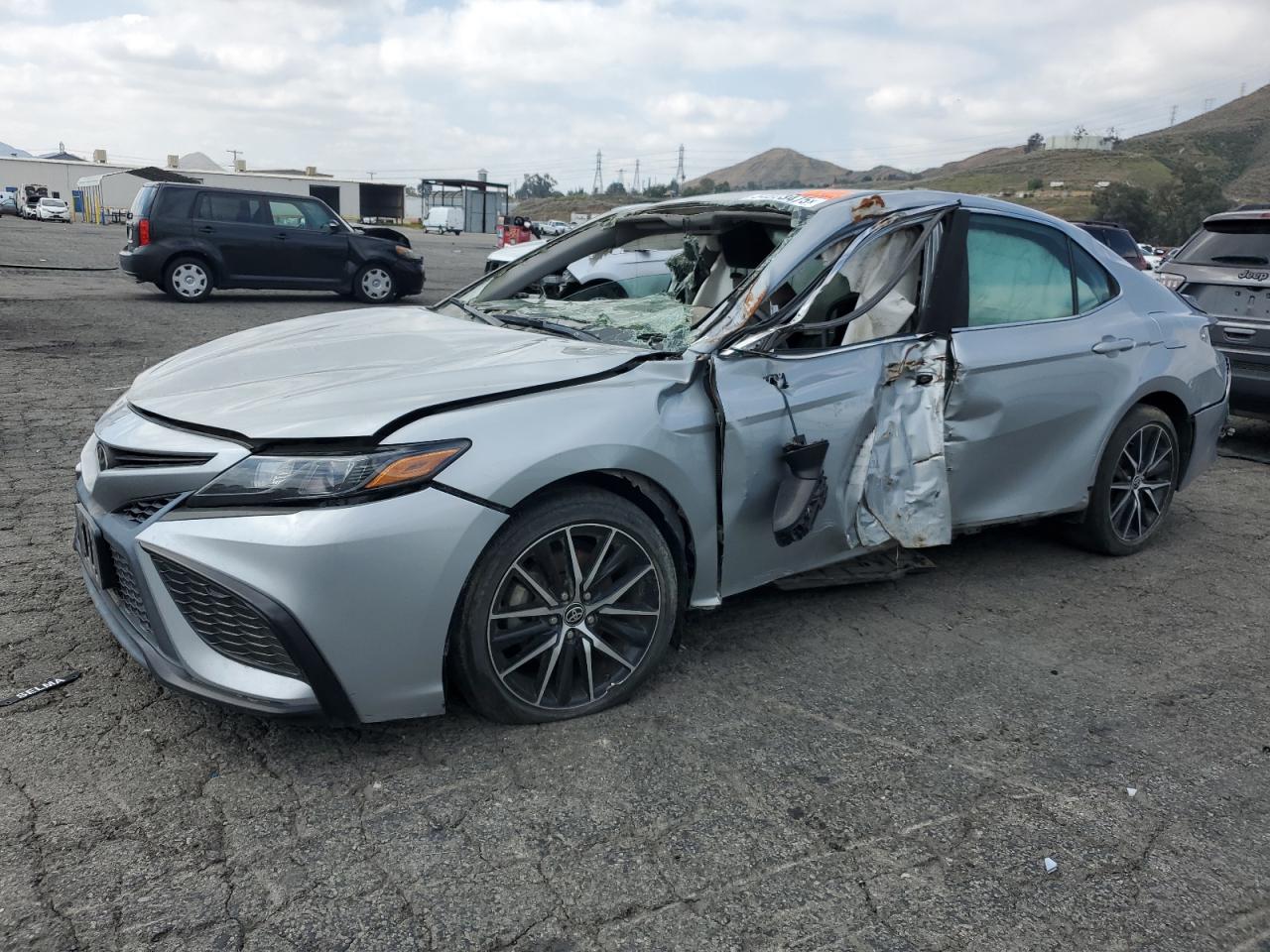 2021 Toyota Camry Se იყიდება Colton-ში, CA - All Over