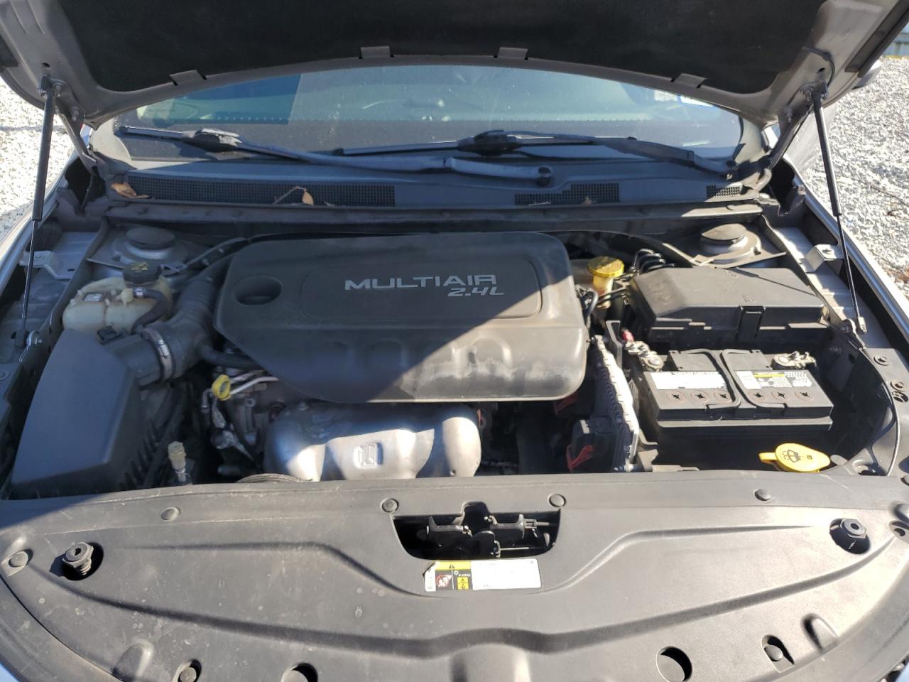 2016 Chrysler 200 Limited VIN: 1C3CCCAB1GN105699 Lot: 52084865