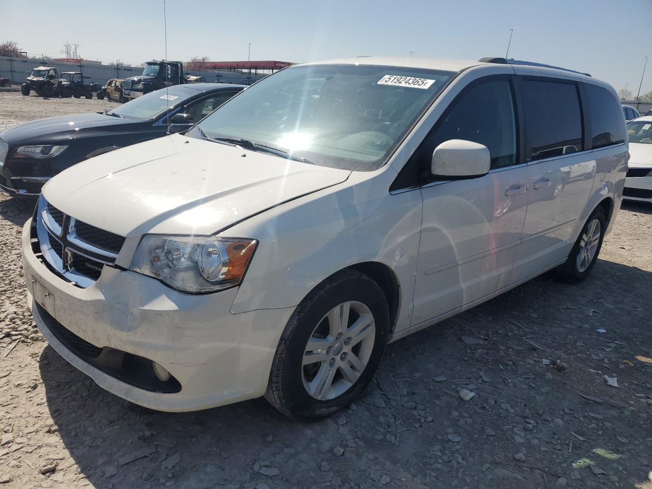 2011 Dodge Grand Caravan Crew for Sale in Cahokia Heights, IL - Front End