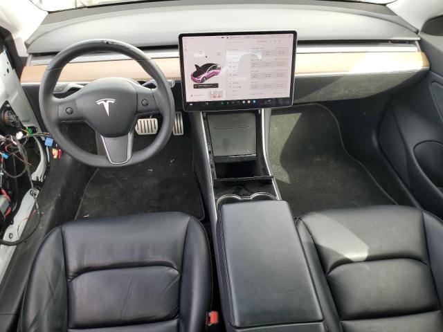 TESLA MODEL 3 2019 Белы