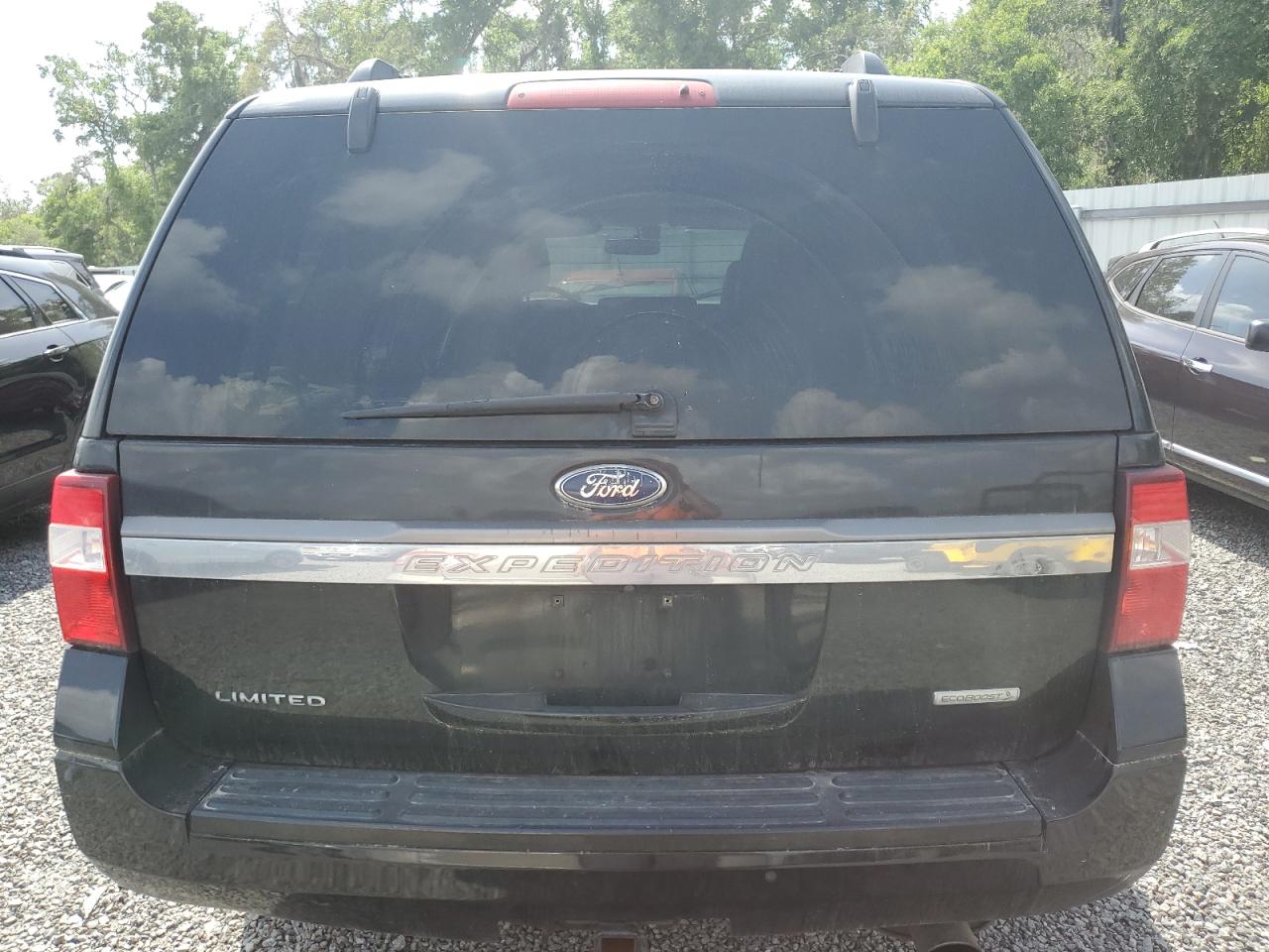 2015 Ford Expedition Limited VIN: 1FMJU1KT4FEF26127 Lot: 52199575
