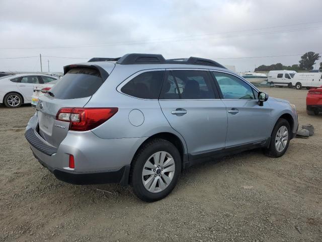  SUBARU OUTBACK 2015 Srebrny