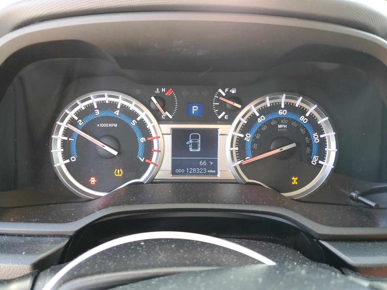 2015 Toyota 4Runner Sr5 VIN: JTEBU5JR7F5274780 Lot: 50302435